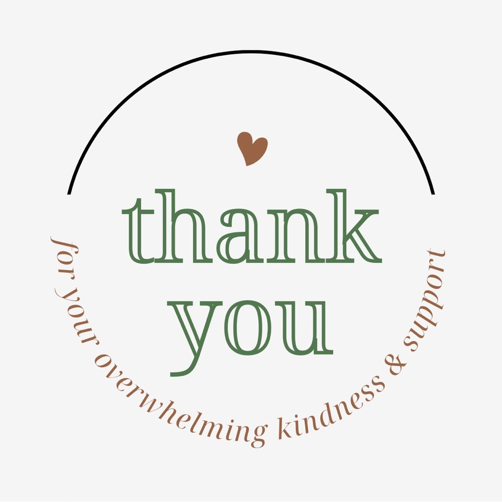 organic rose infused lip oil | rose petals ✨ - Picture 4 of 4